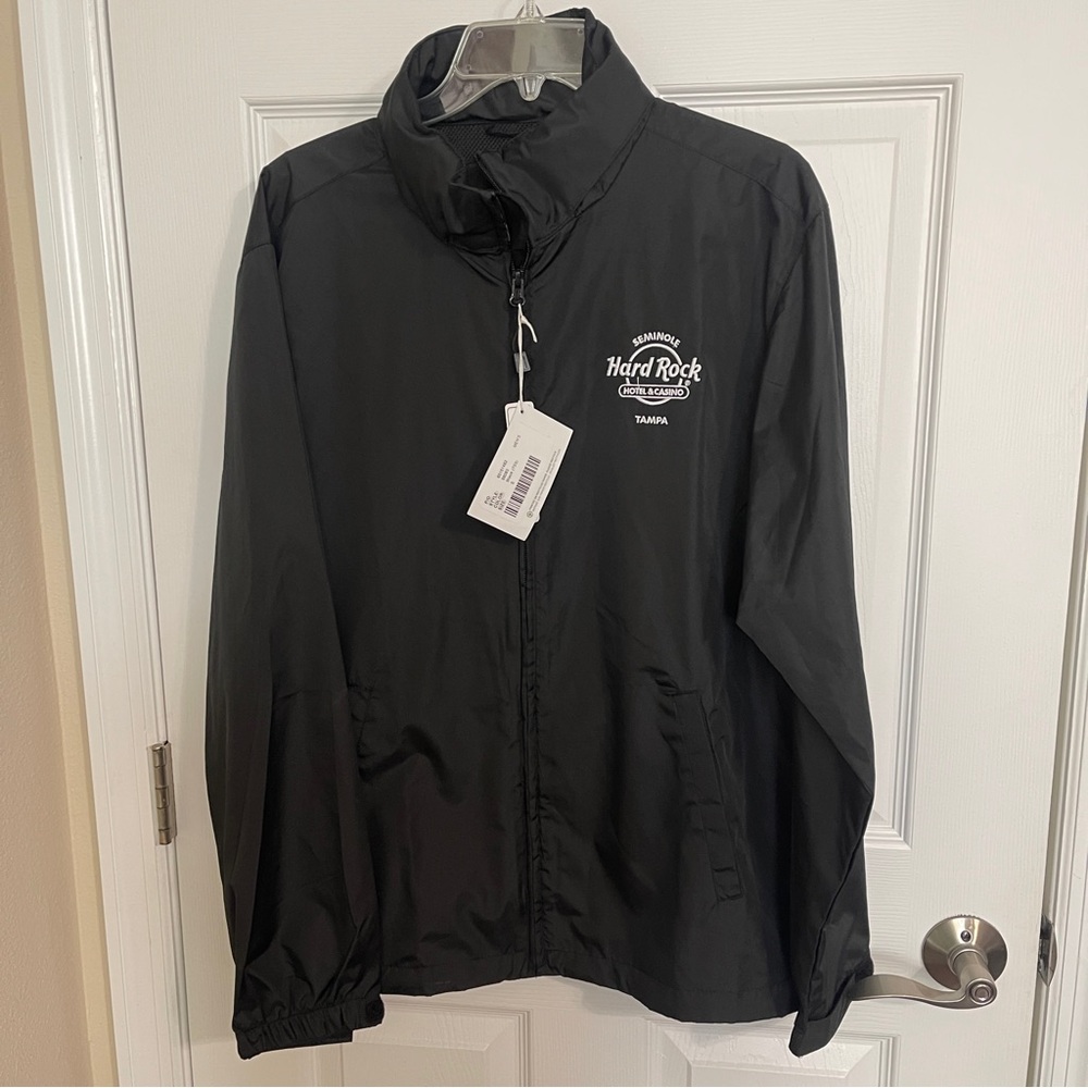 Hard Rock Tampa North End Black Windbreaker Jacket size small
